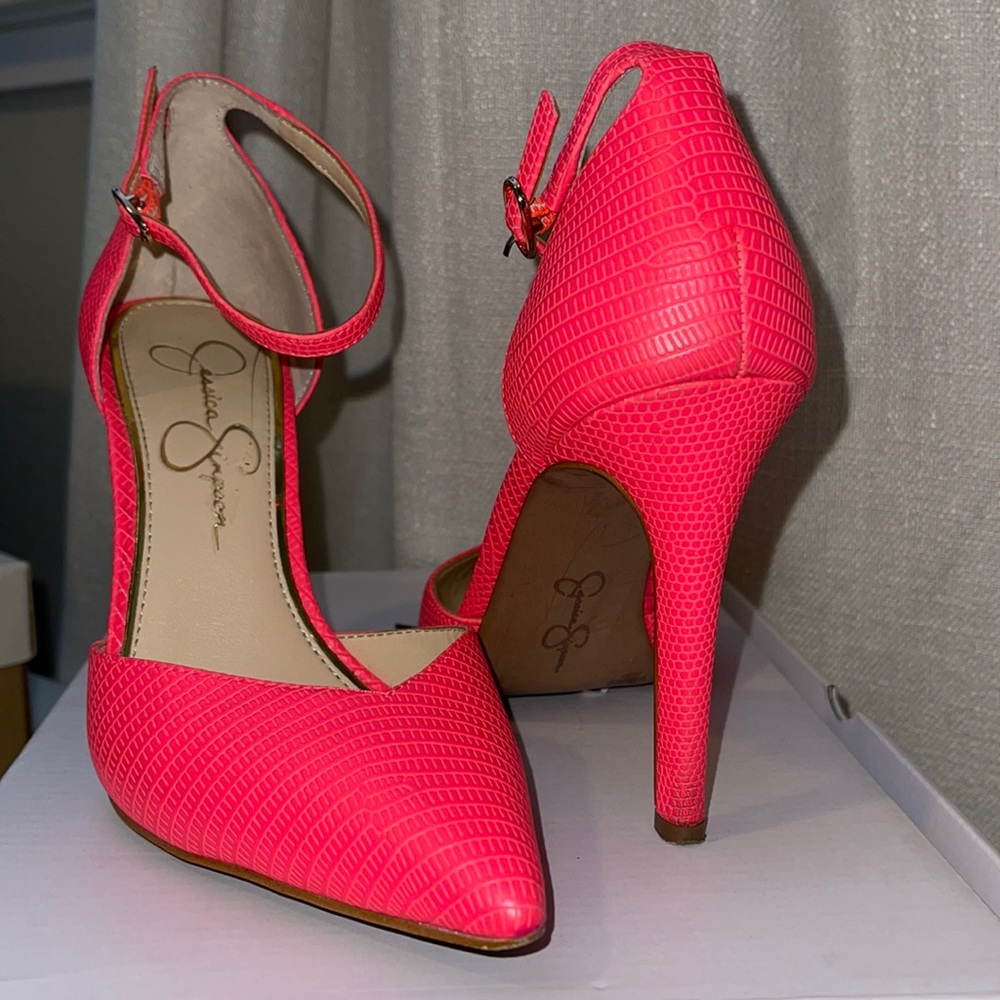 Jessica Simpson Vibrant hot pink heels